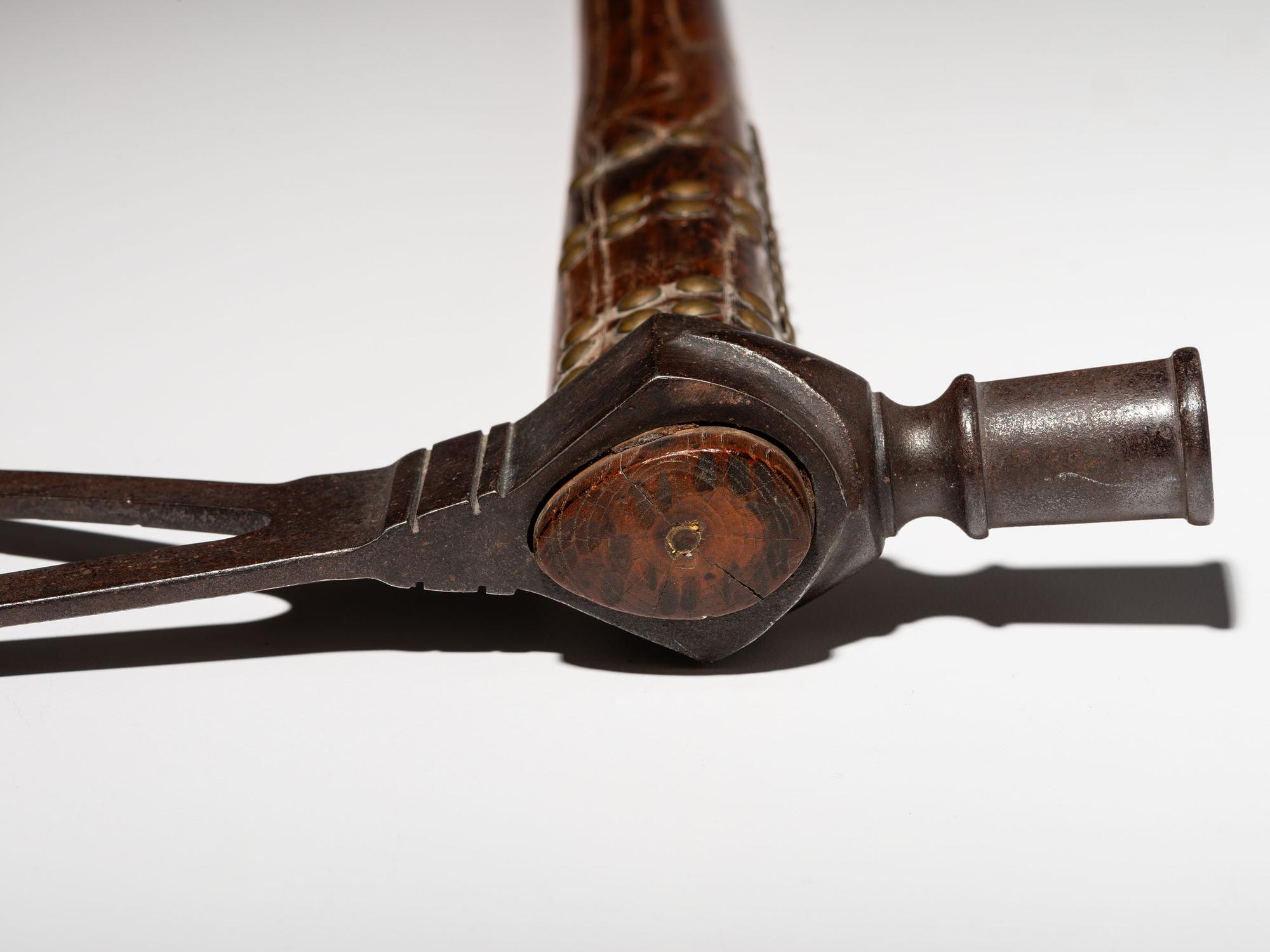Western Plains Pipe Tomahawk