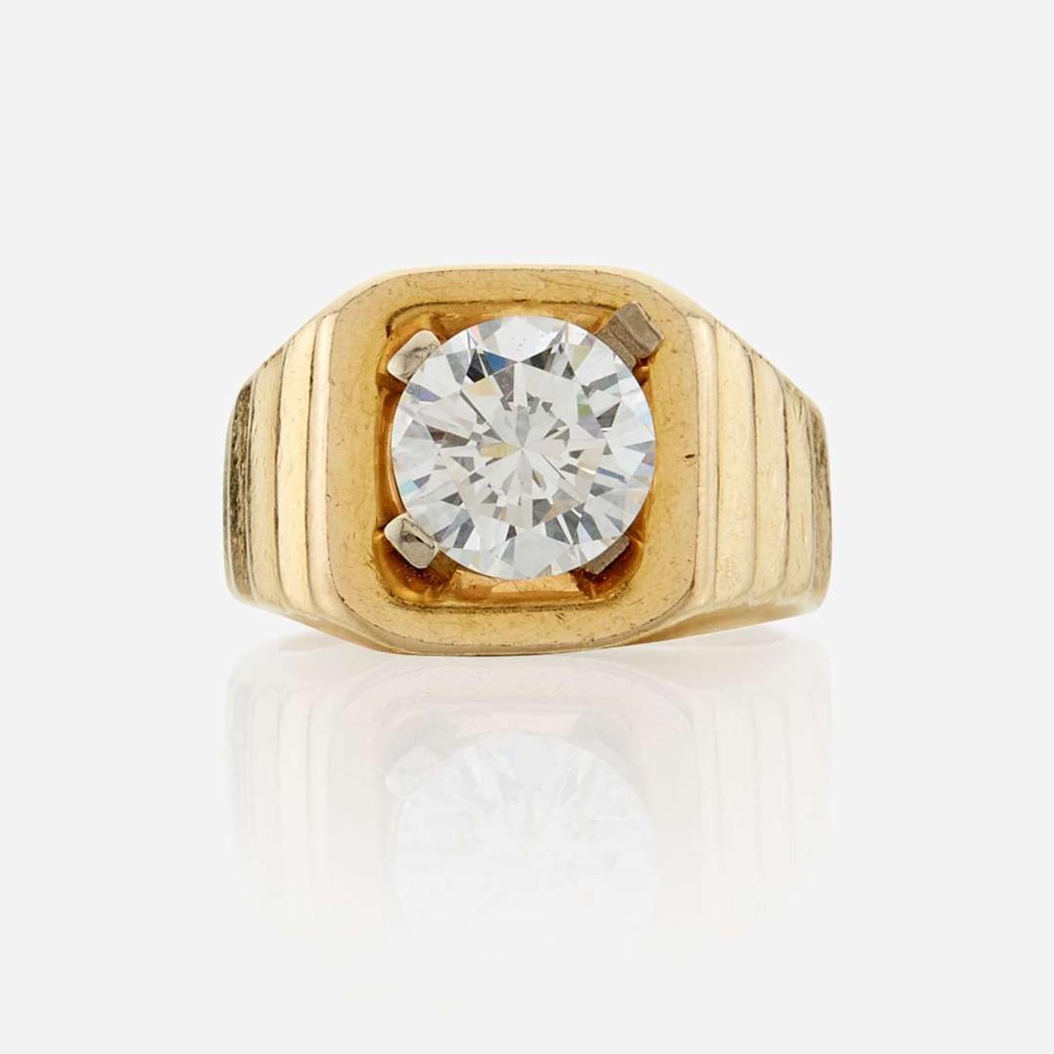 A diamond solitaire