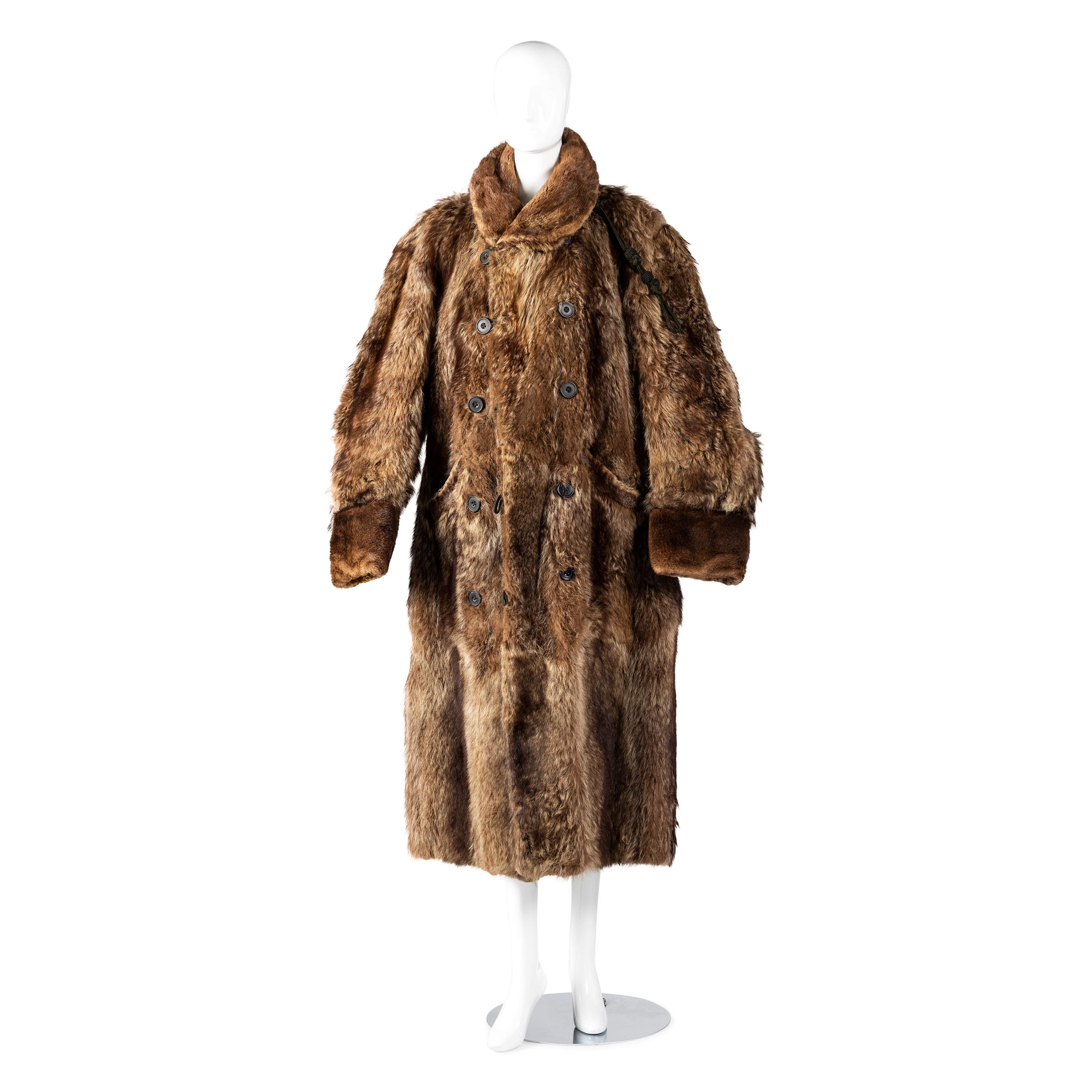 [WESTERN AMERICANA]. Fur coat with gauntlets.