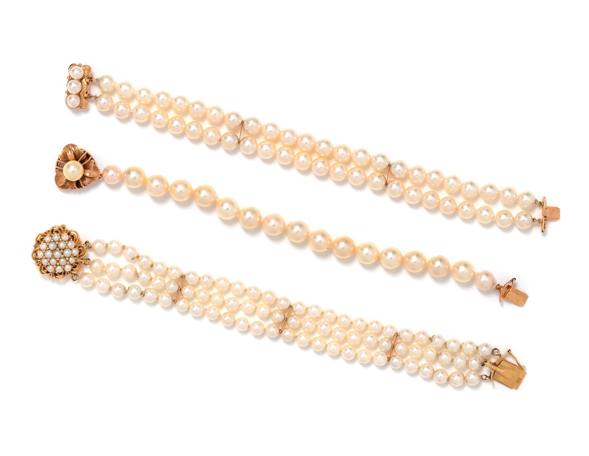 COLLECTION OF CULTURED PEARL BRACELETS