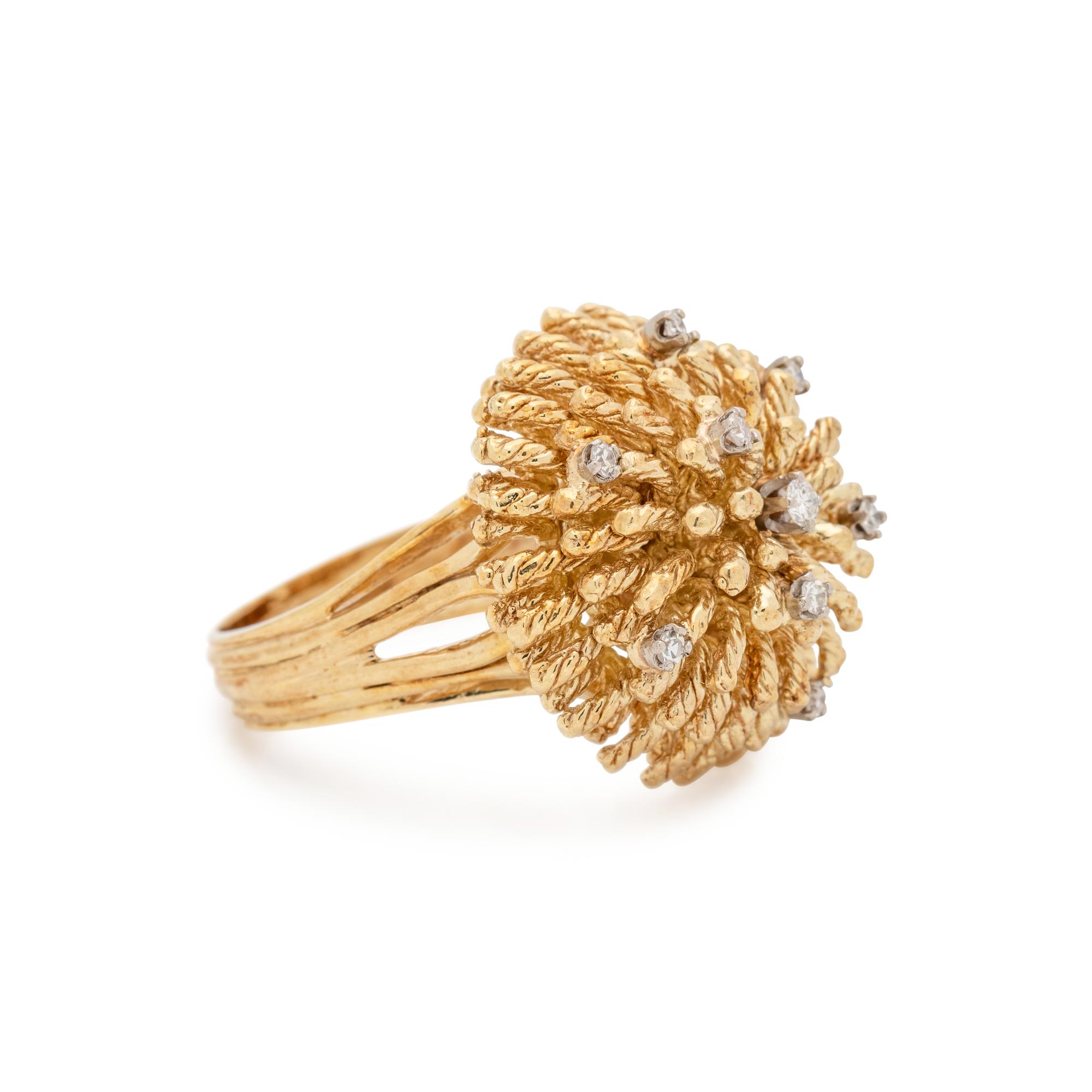 YELLOW GOLD AND DIAMOND RING
