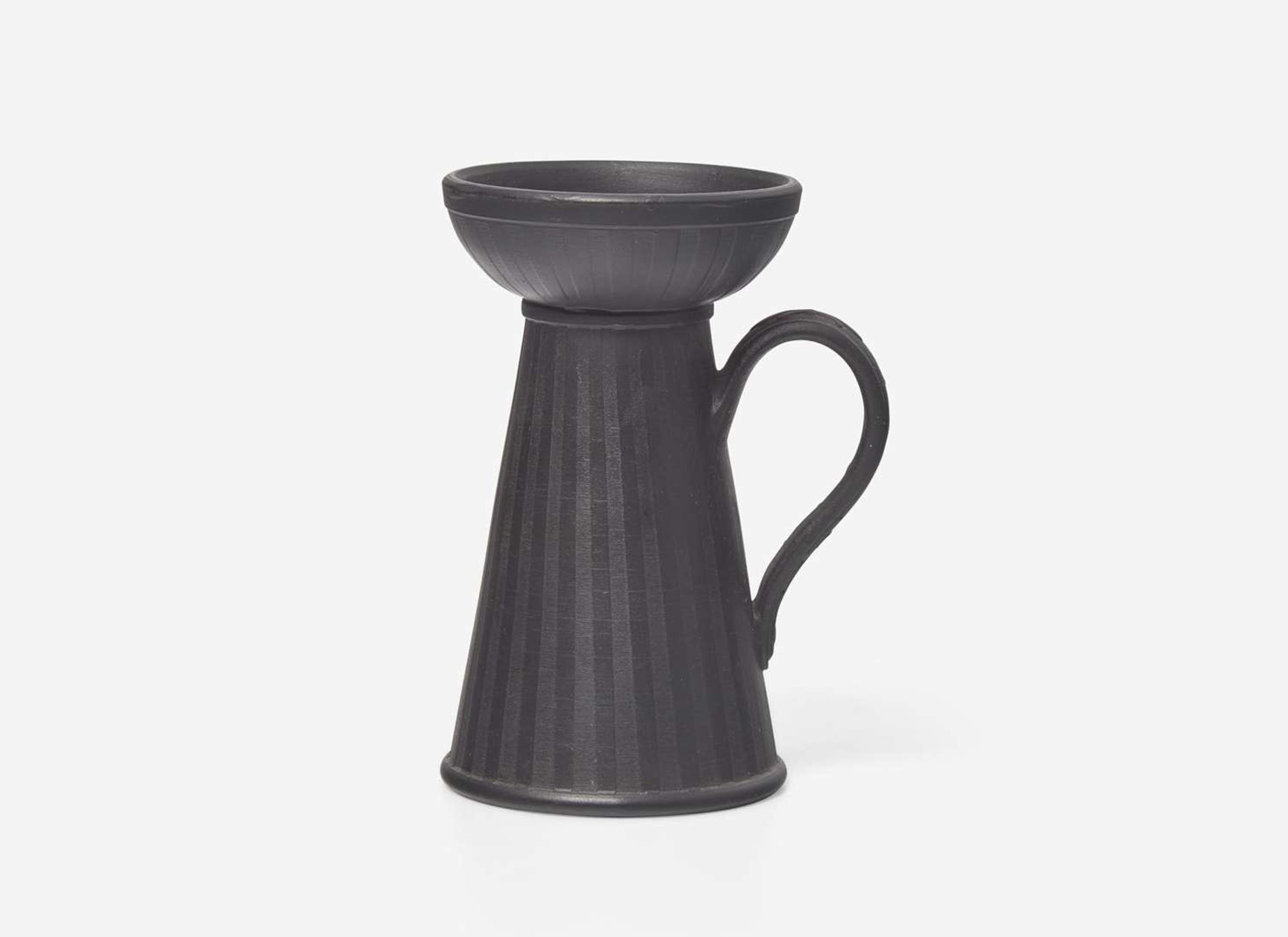 A Wedgwood Black Basalt Handled Bulb Pot, UK, late 18th century