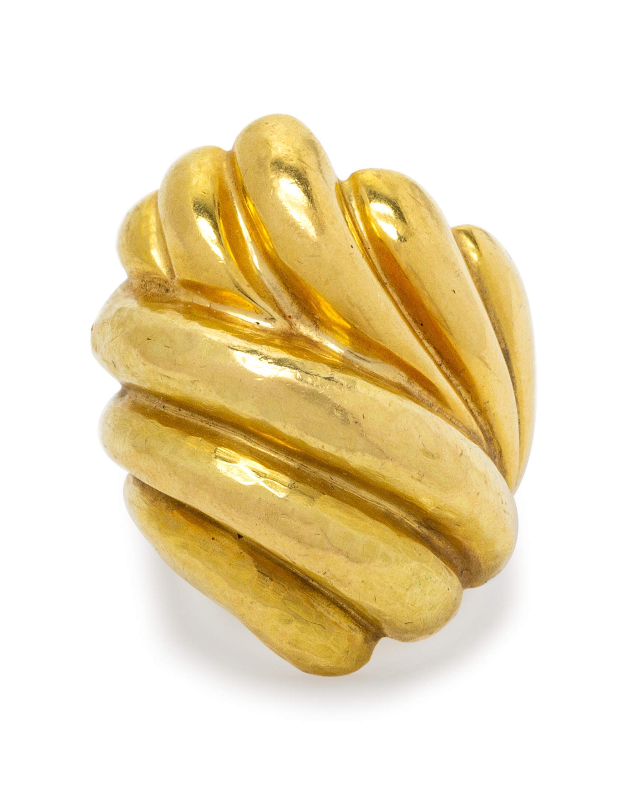 An 18 Karat Yellow Gold Ring, Vendorafa,