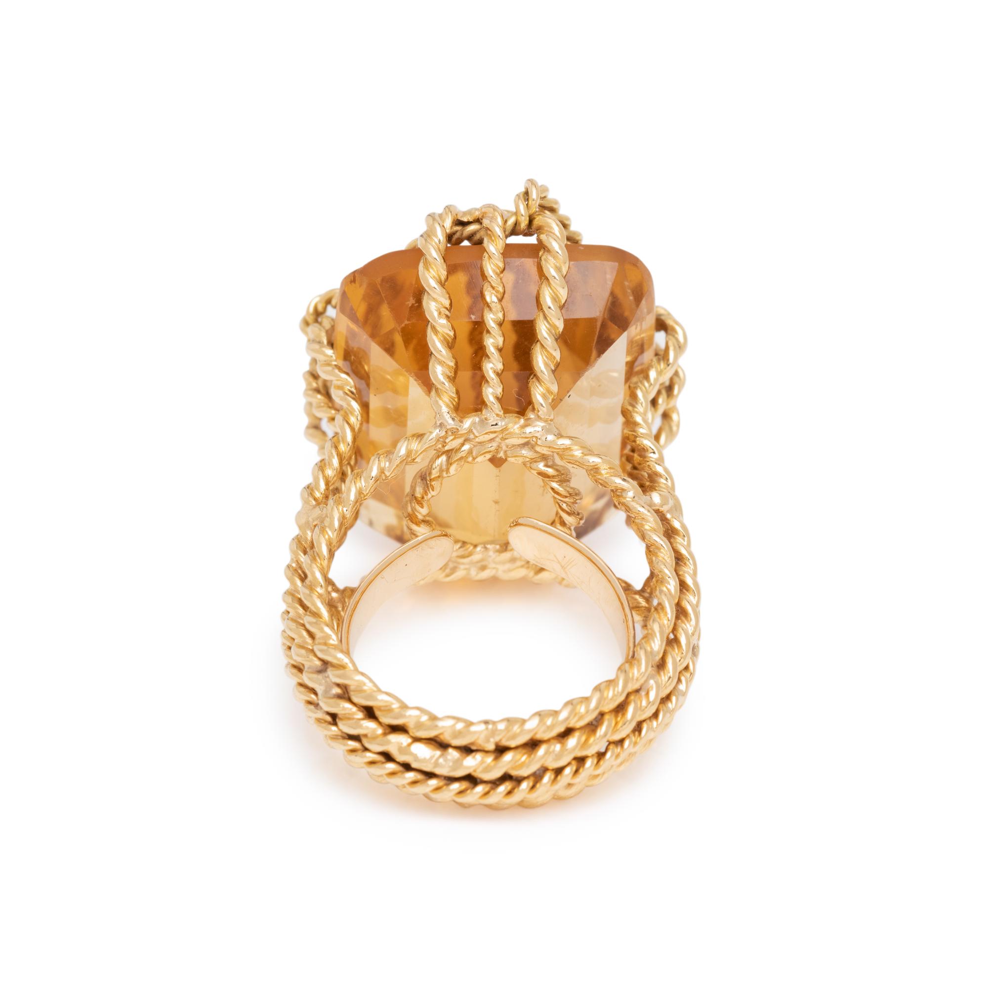 YELLOW GOLD AND CITRINE RING