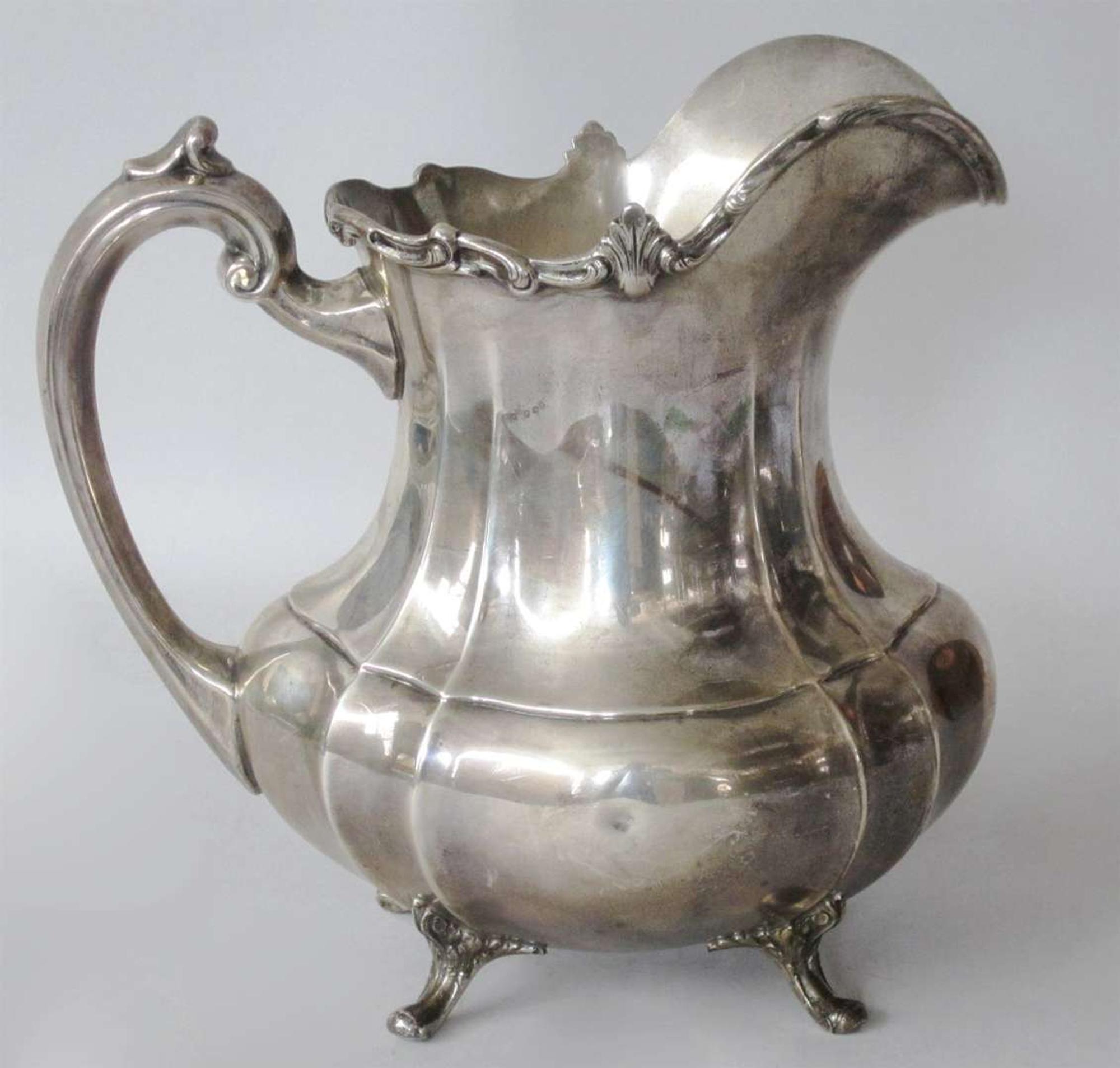 Sterling silver water pitcher reed & barton, taunton, ma, 20th century