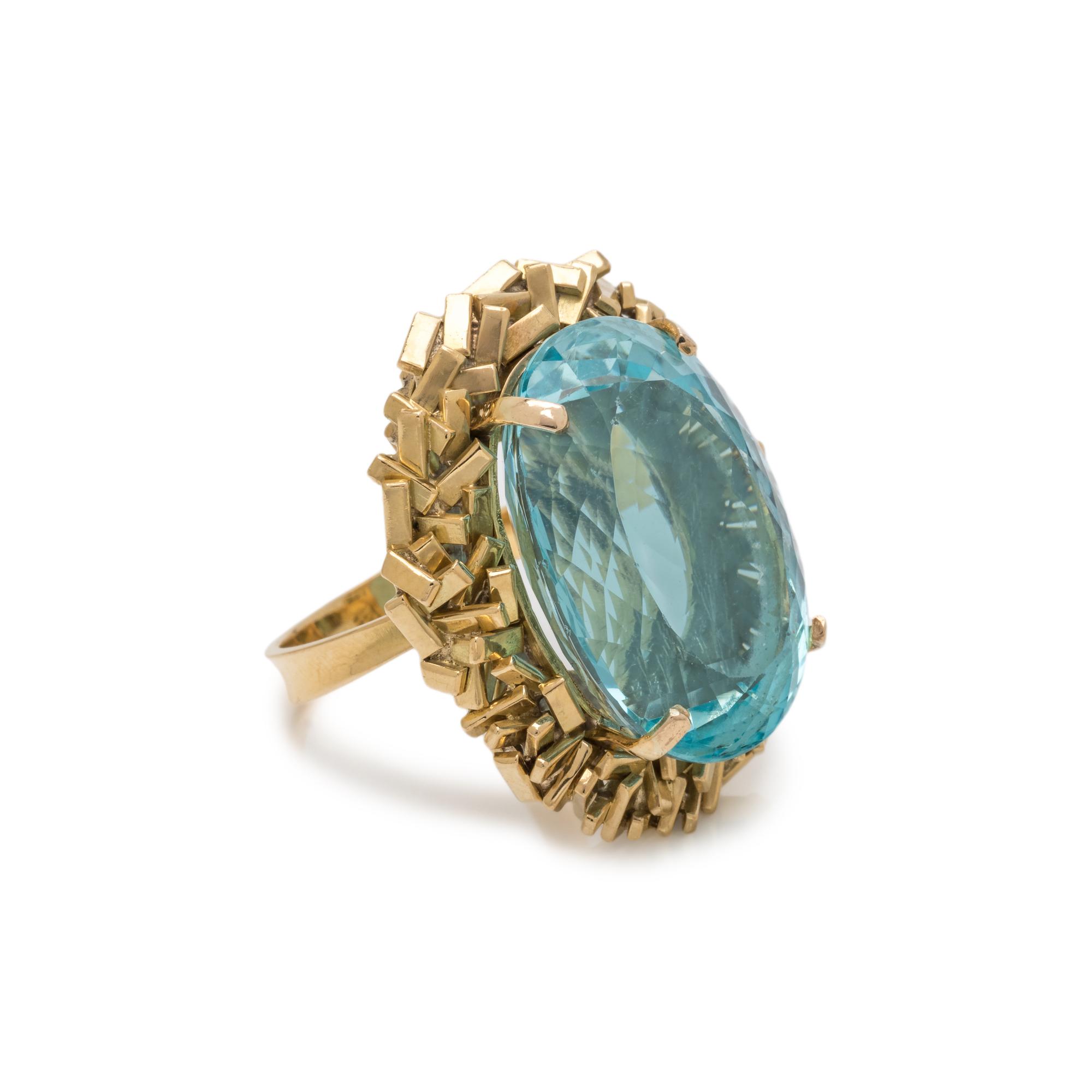 VINTAGE, YELLOW GOLD AND AQUAMARINE RING