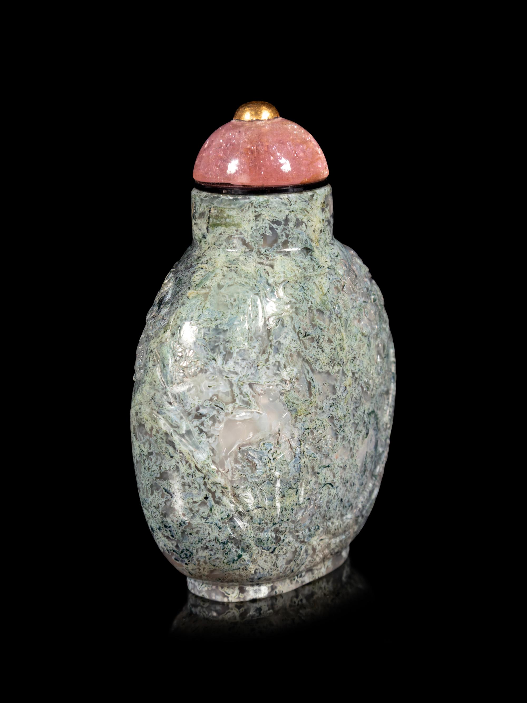 A Chinese Carved Moss Agate Snuff Bottle