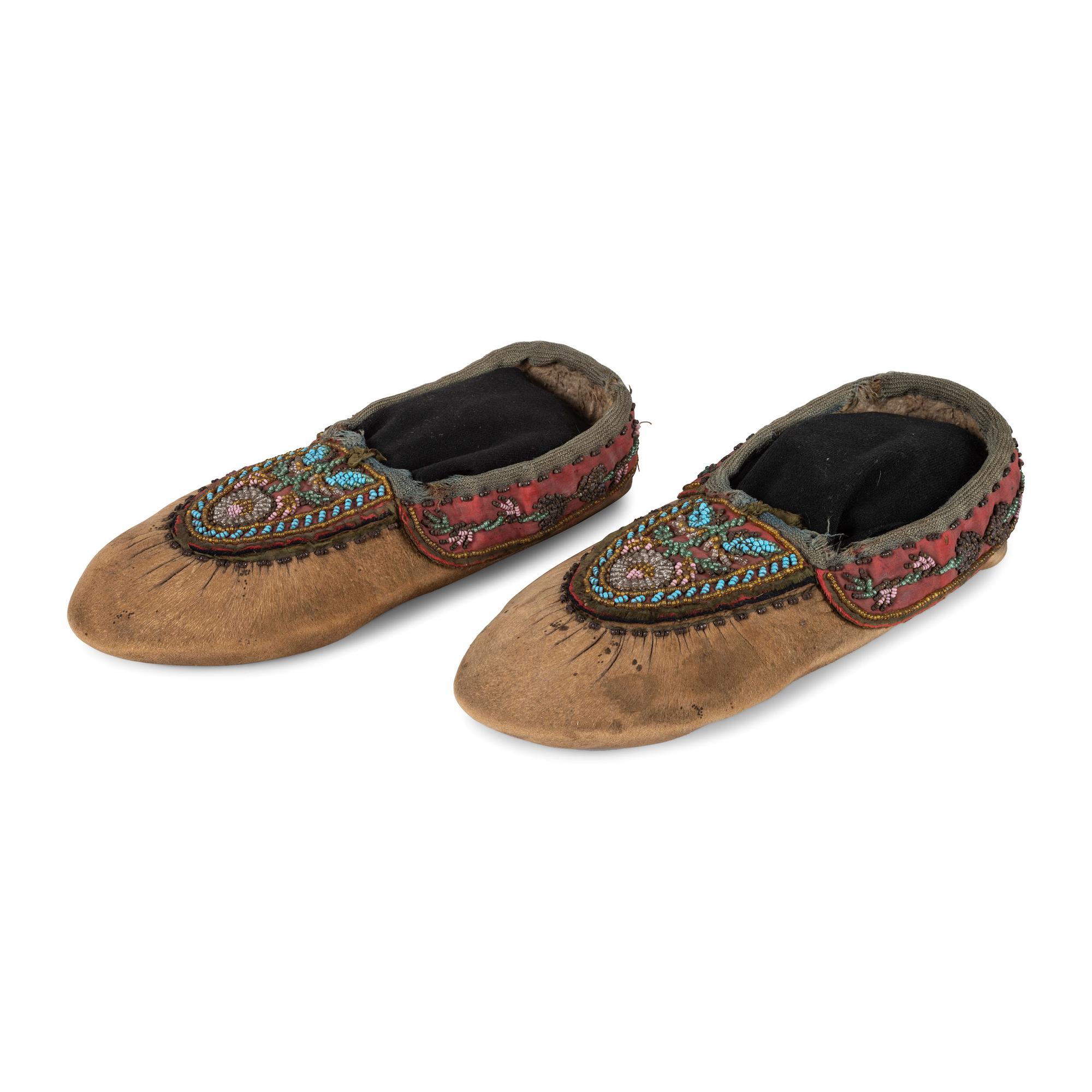Huron and Haudenosaunee Beaded Hide Moccasins