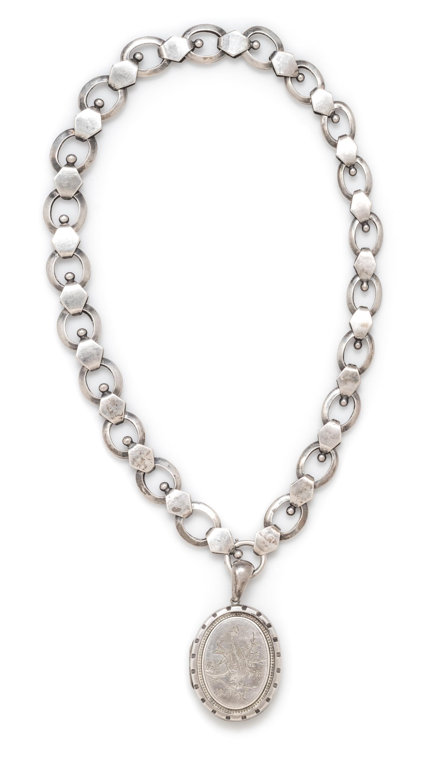 A Sterling Silver Box Chain and Locket, 39.50 dwts.