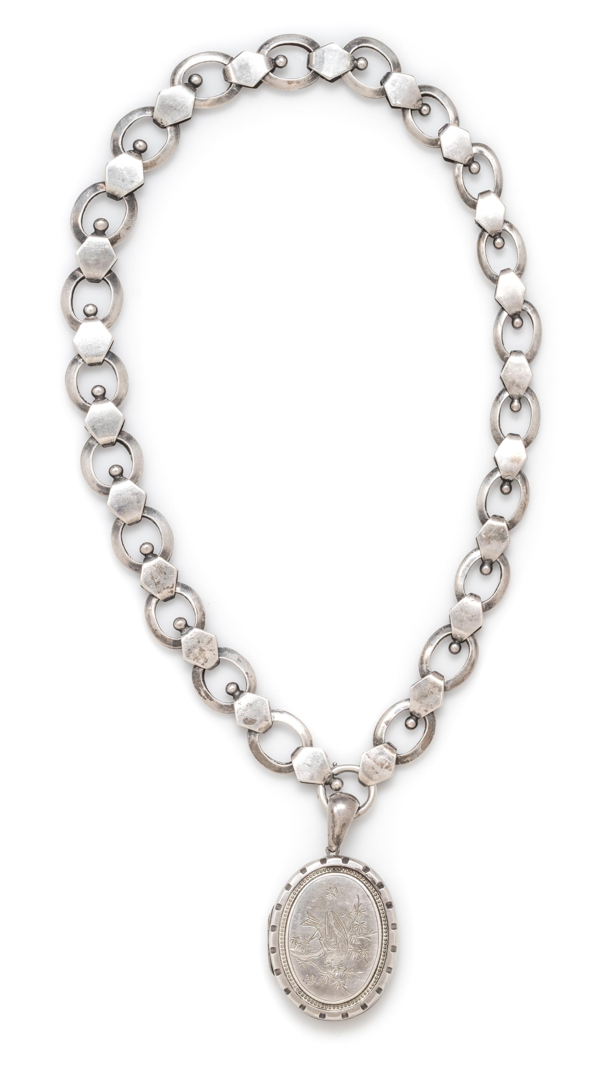 A Sterling Silver Box Chain and Locket, 39.50 dwts.