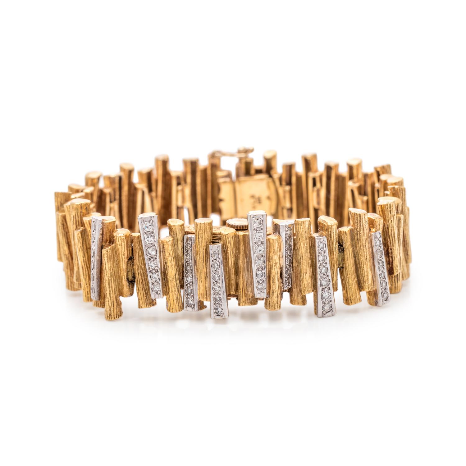 18K YELLOW GOLD AND DIAMOND SURPRISE WRISTWATCH
