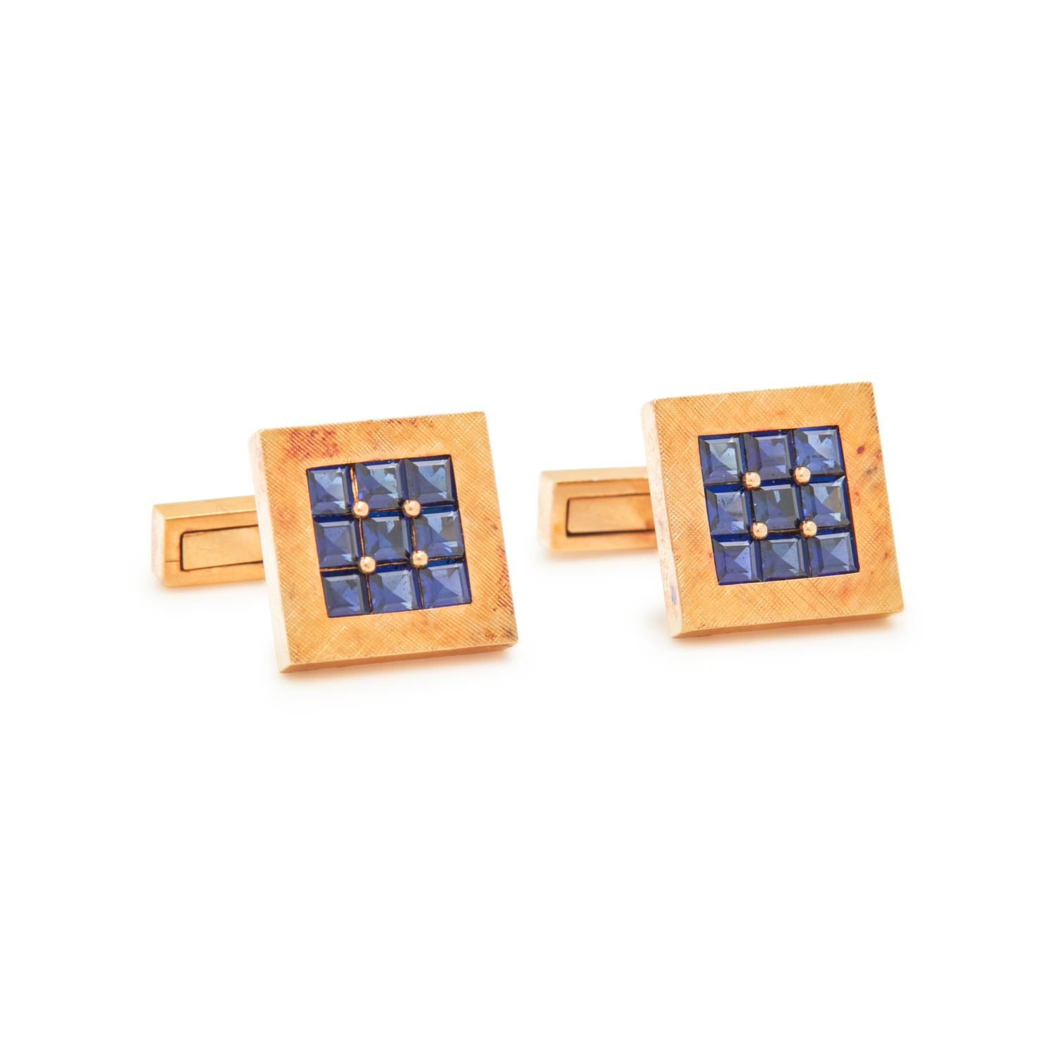 YELLOW GOLD AND SYNTHETIC SAPPHIRE CUFFLINKS