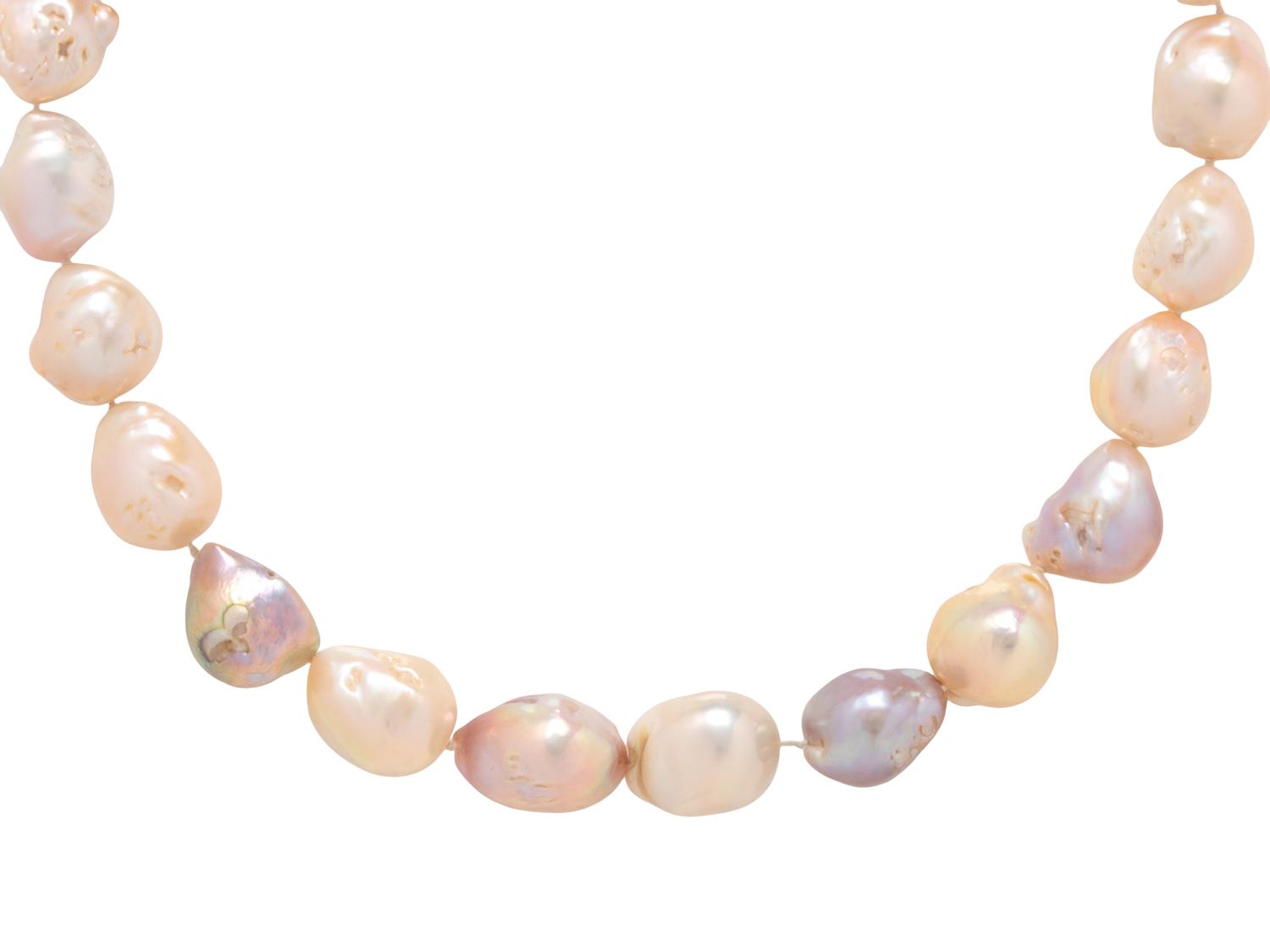 BAROQUE CULTURED PEARL NECKLACE