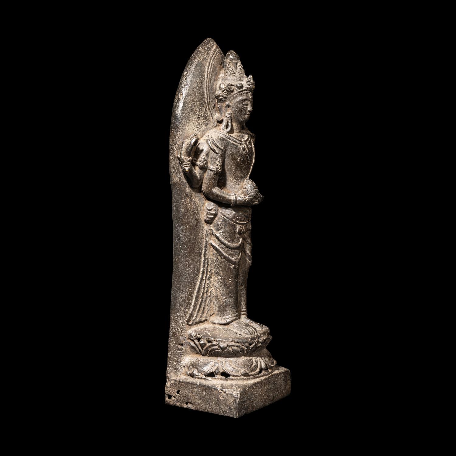 A Bronze Figure of Shiva, Possibly East Java, 13th-14th Century 或東爪哇 十三-十四世紀 青銅濕婆立像