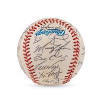 A 1995 World Series Champions Atlanta Braves Team Signed Autograph Baseball (Beckett Authentication Services Letter of Authenticity)