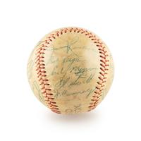 A 1958 Chicago White Sox Team Signed Autograph Baseball Including Nellie Fox (Beckett Authentication Services) - 29 Signatures