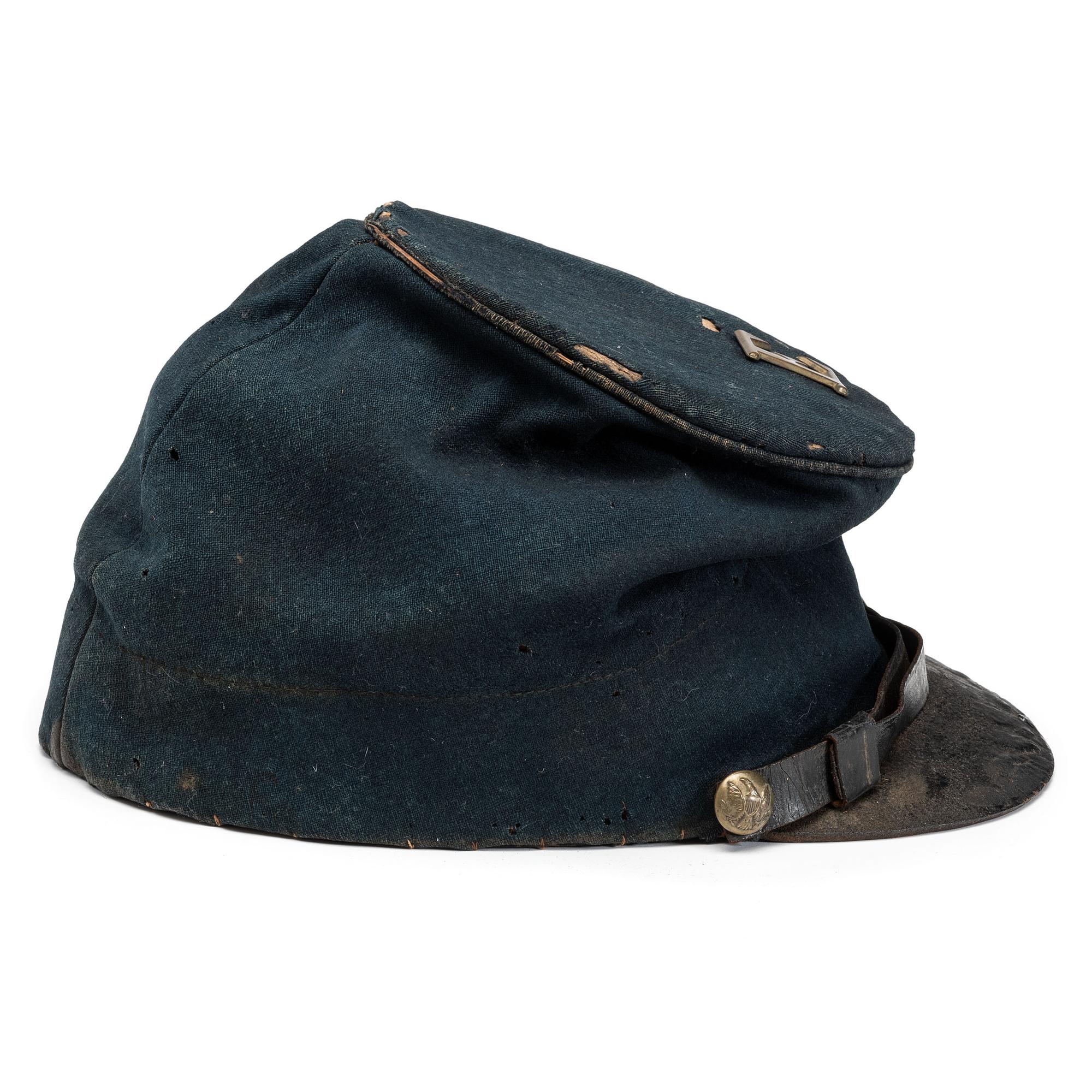 Model 1858 enlisted man's forage cap with blue 3rd Division, XI Corps badge.