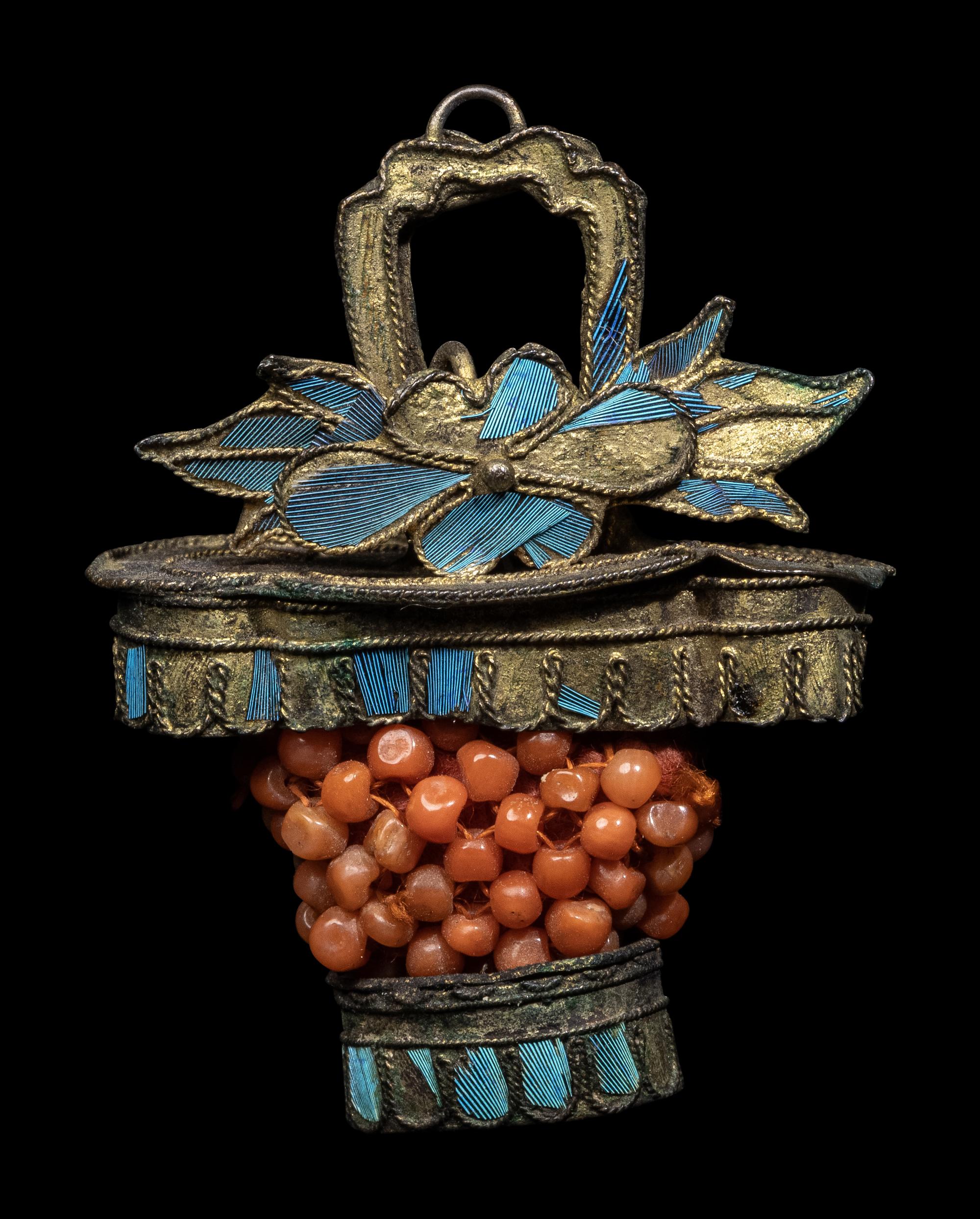 10 Chinese Hairpins and Jewelry