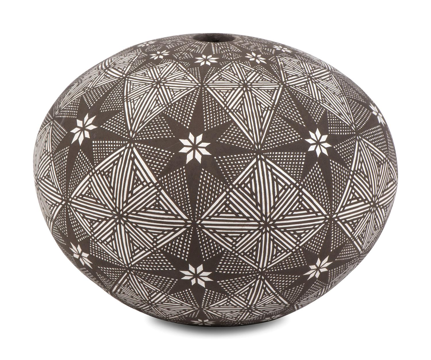 Fineline Pottery Jar