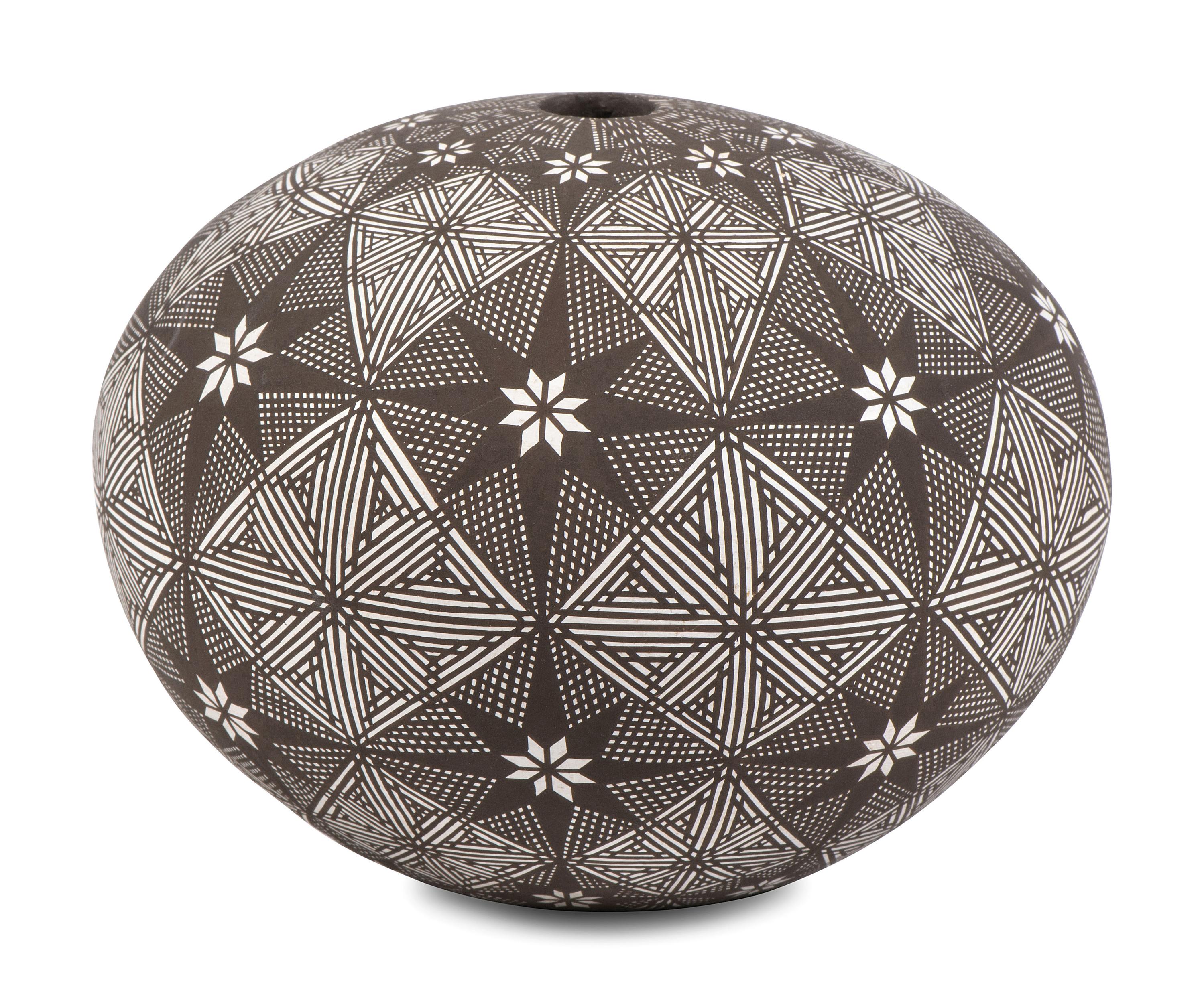 Fineline Pottery Jar