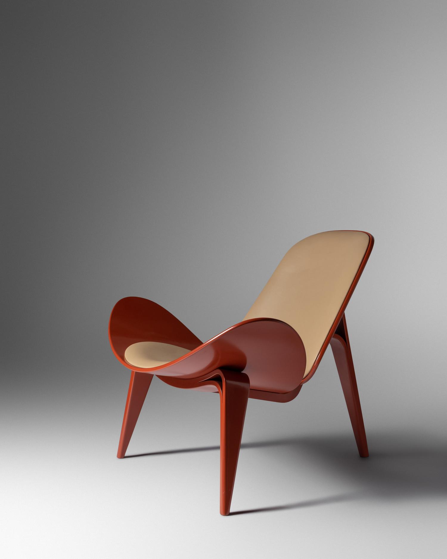 CH07 Shell Lounge Chair, Carl Hansen & Søn, Denmark