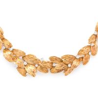 SPRITZER & FUHRMANN, YELLOW GOLD AND DIAMOND NECKLACE