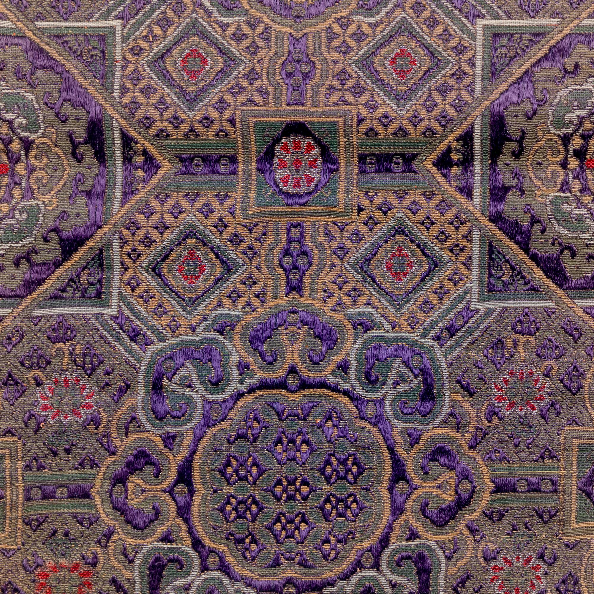 Three Chinese Silk Brocade Panels, 19th-20th Century 清晚期 織錦三幅