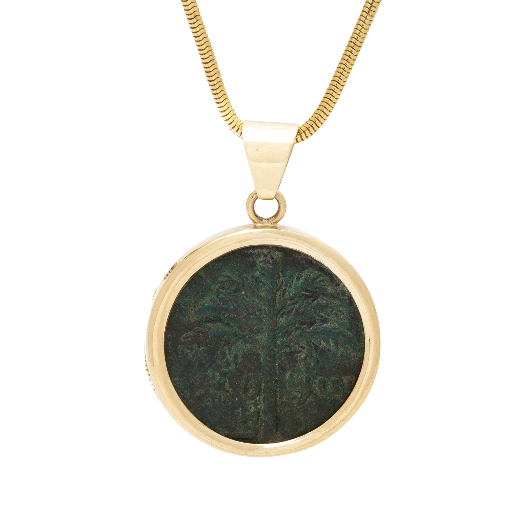 COIN PENDANT NECKLACE