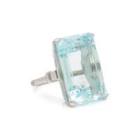 AQUAMARINE AND DIAMOND RING