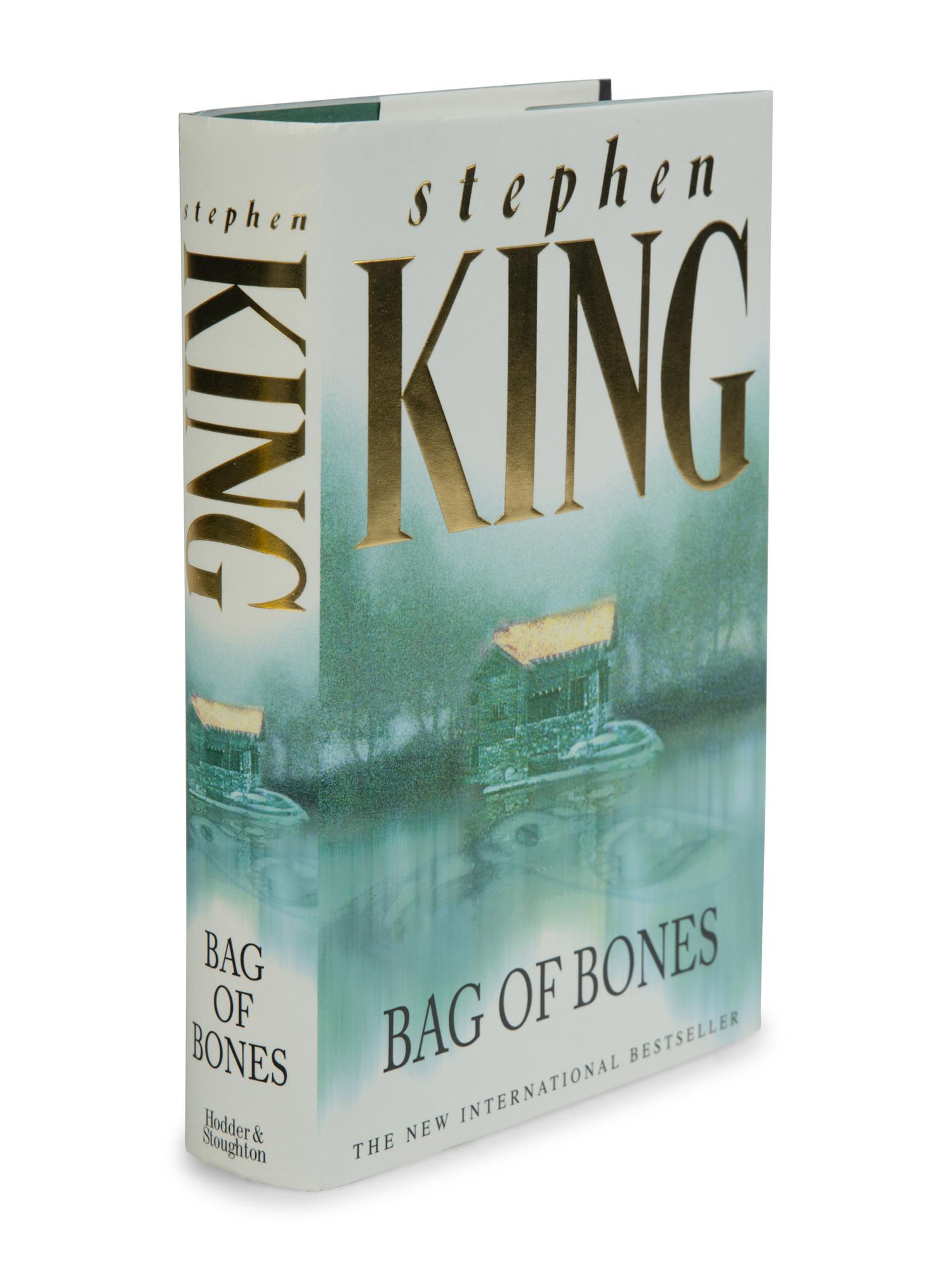 KING, Stephen (b.1947). Bag of Bones . London: Hodder & Stoughton, 1998.