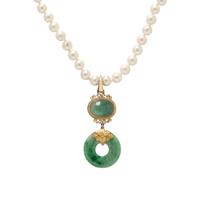 CULTURED PEARL NECKLACE WITH JADEITE PENDANT