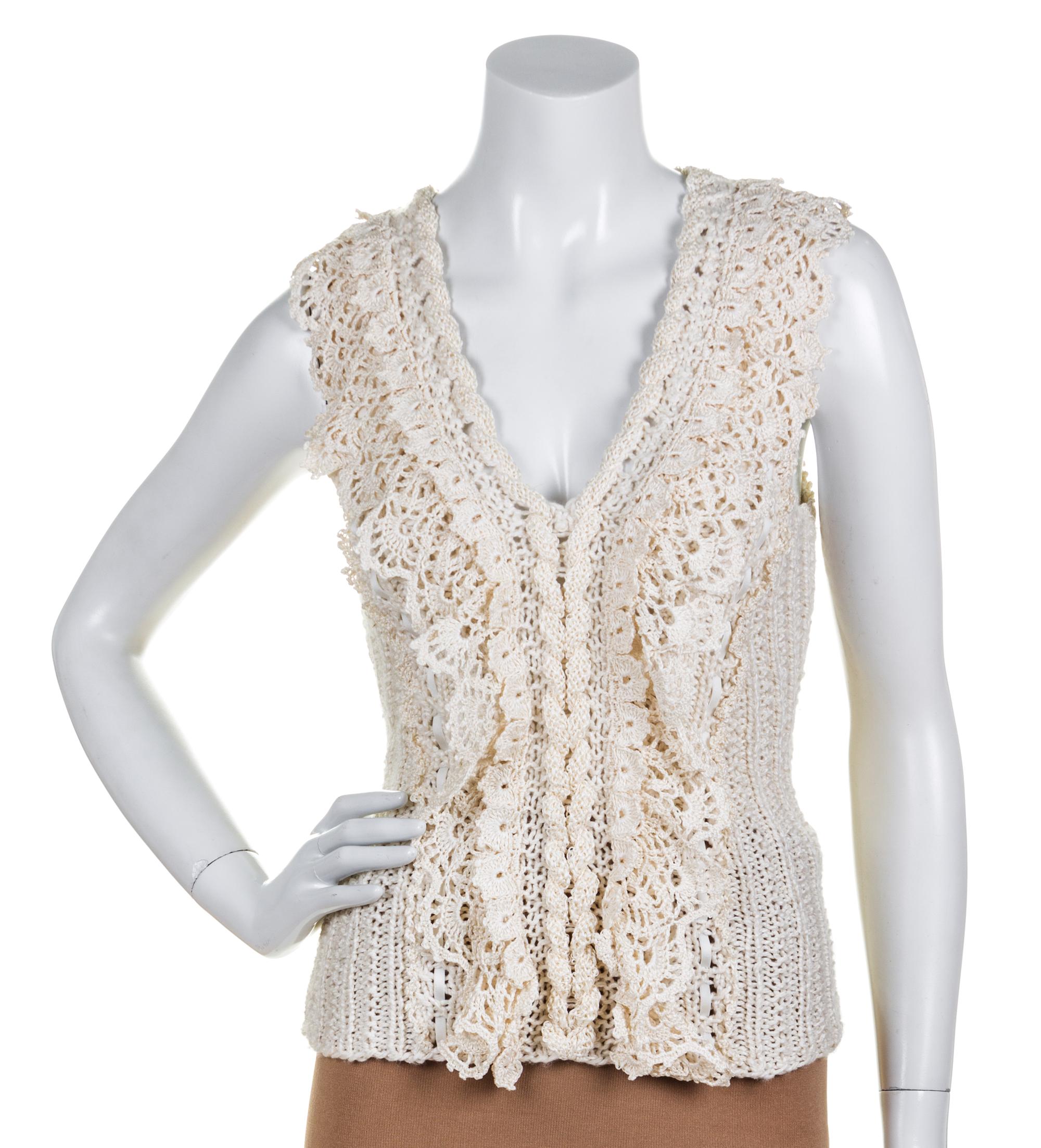 An Oscar de la Renta Knit Ivory Top, Size S.