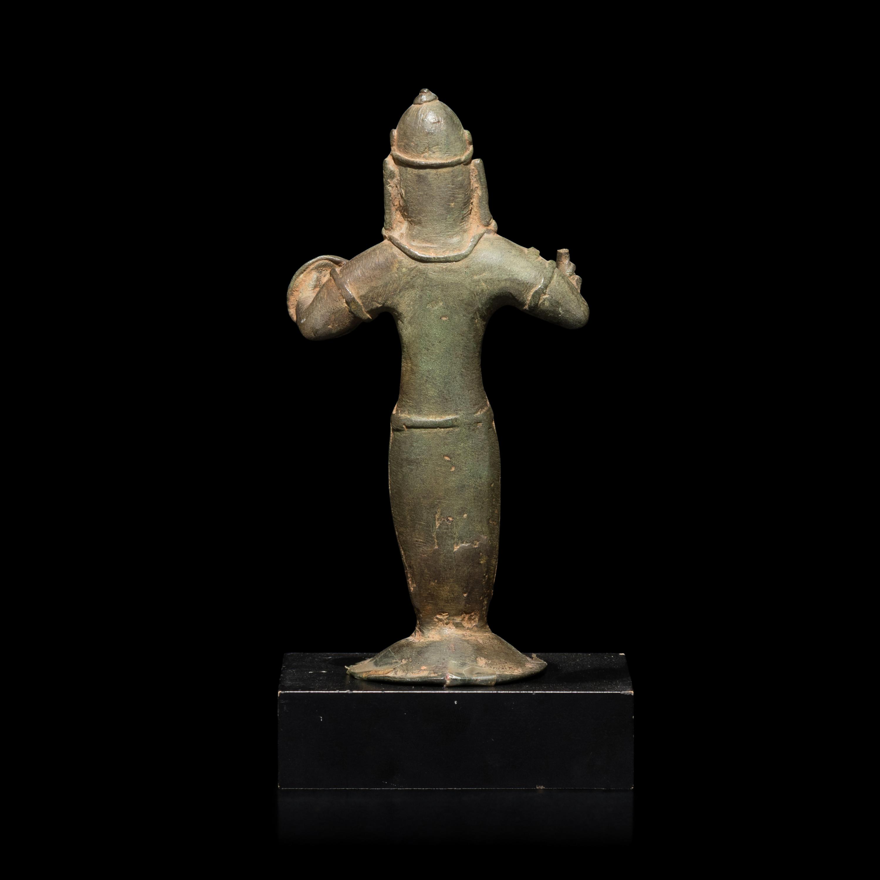 A Southeast Asian Bronze Figure 南亞青銅小造像一尊