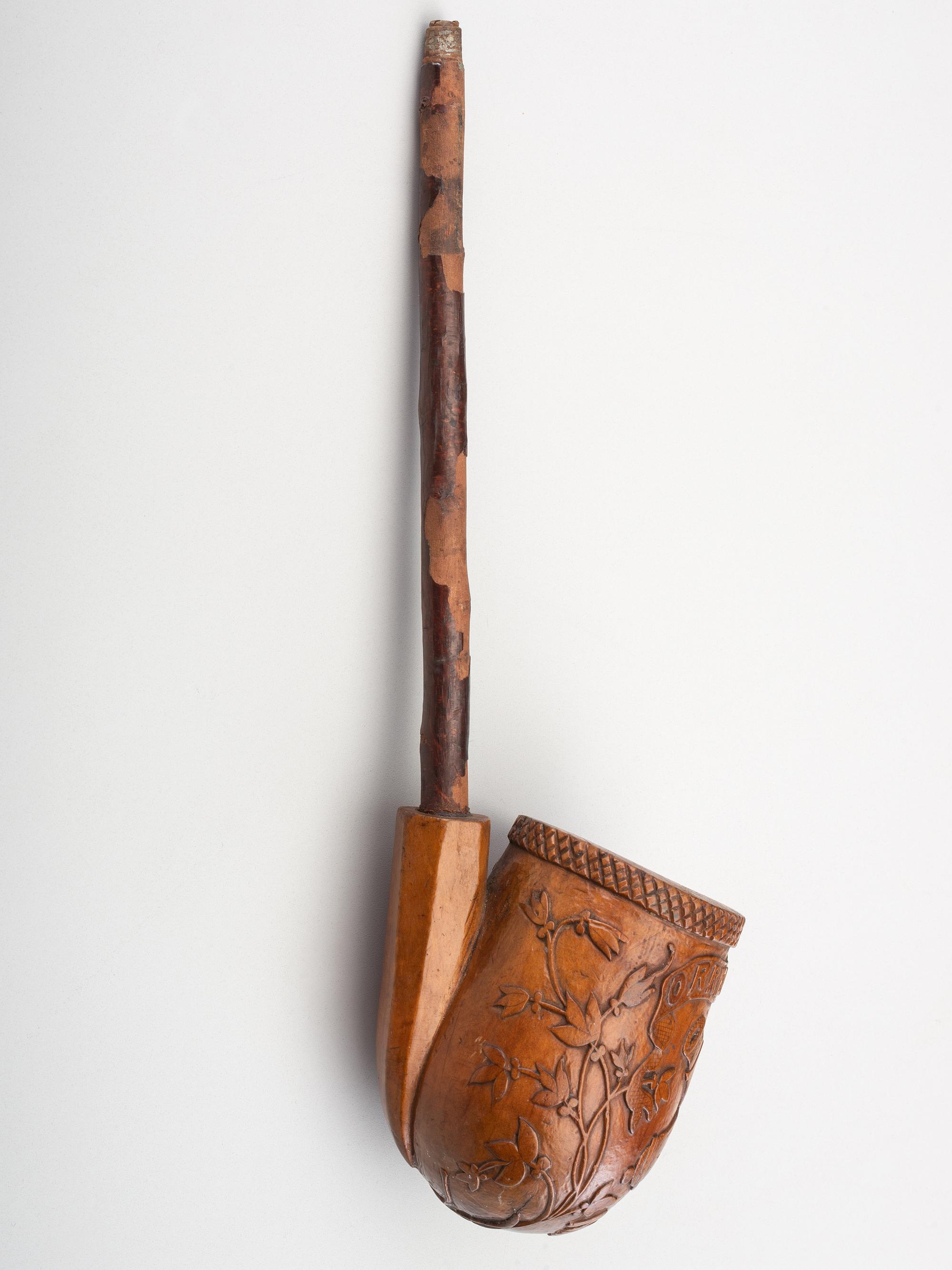 [CIVIL WAR]. Folk art carved pipe identified to Orren Clark Richards, 3rd Massachusetts Light Artillery.