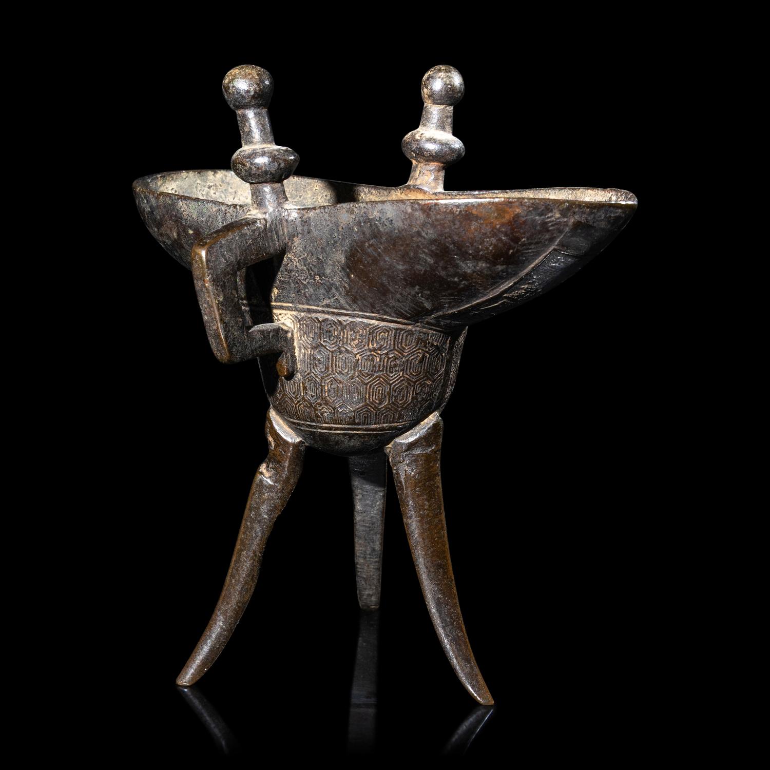 A Chinese Bronze Jue Vessel, Ming Dynasty, Zhengde Period 明正德 青銅爵