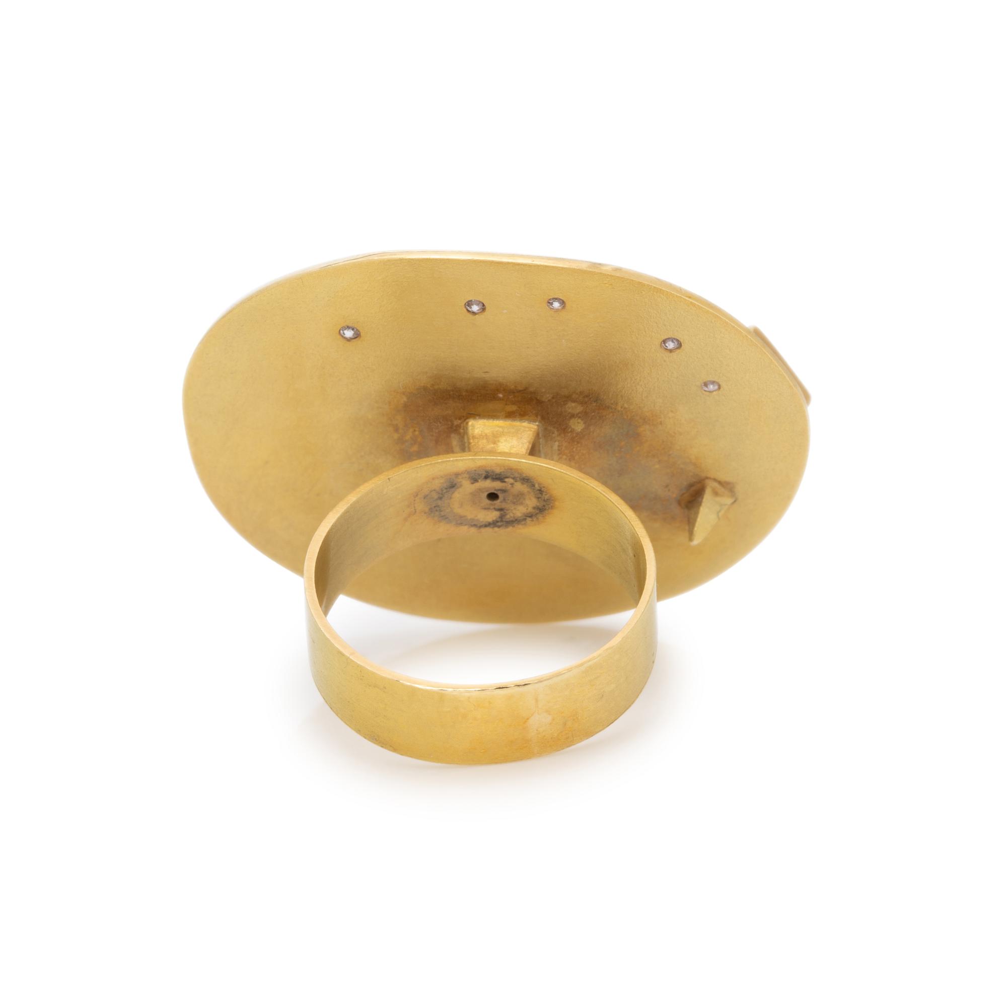 FELICITY PETERS, YELLOW GOLD AND DIAMOND RING