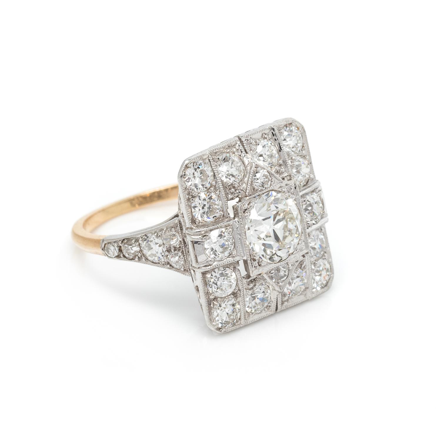 DIAMOND RING