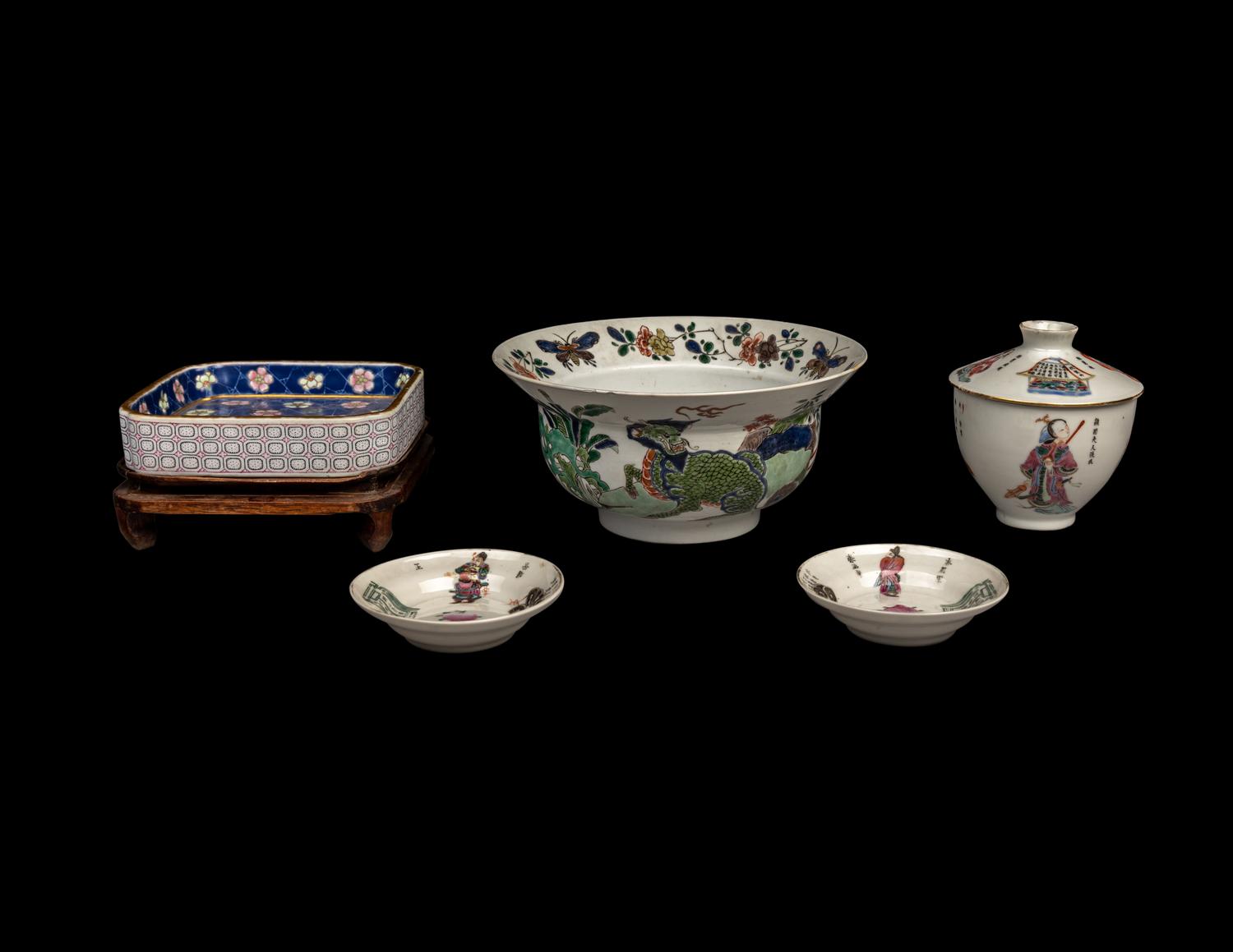 Five Chinese Famille Rose Porcelain Articles