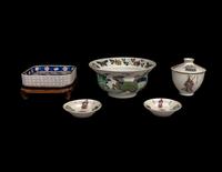 Five Chinese Famille Rose Porcelain Articles