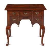 A Theodore Alexander Mahogany Dressing Table