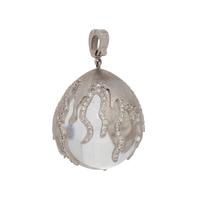 WHITE GOLD, DIAMOND AND ROCK CRYSTAL PENDANT