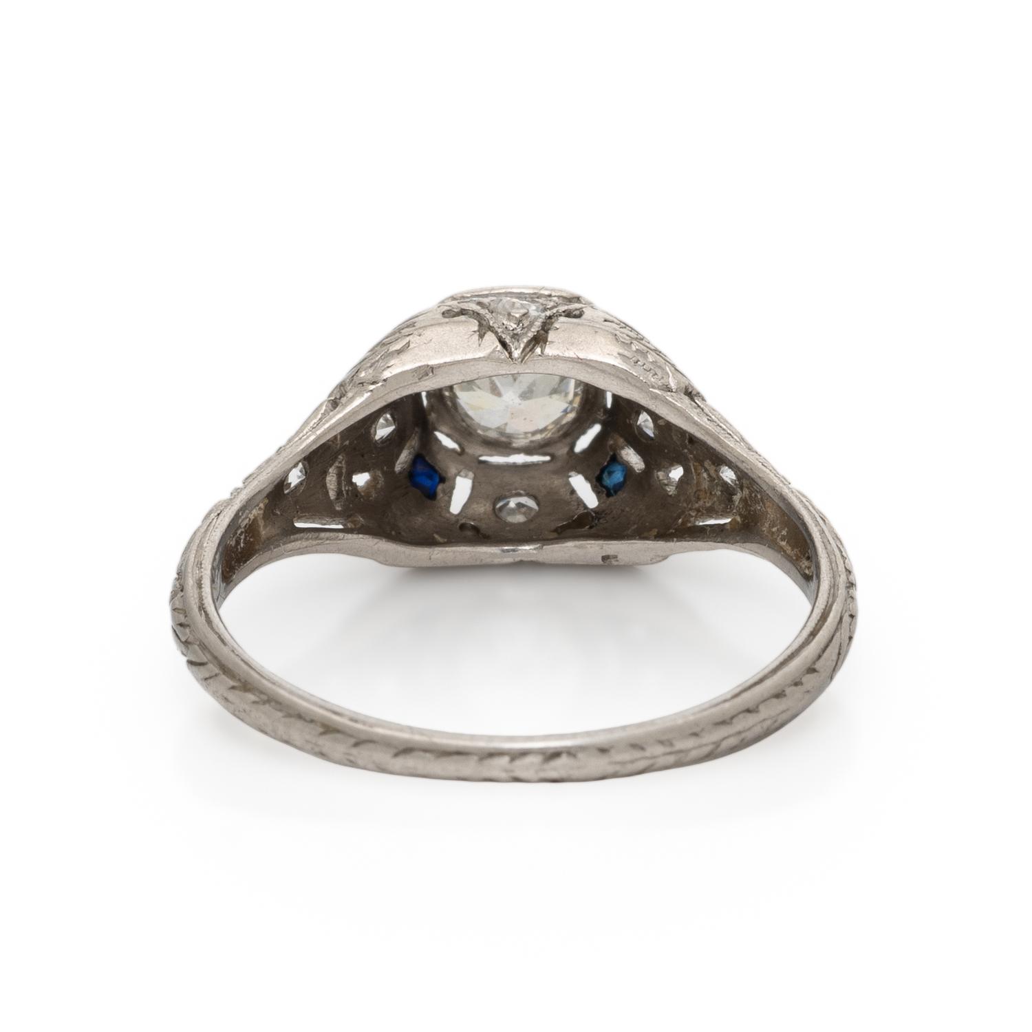 ART DECO, DIAMOND AND PLATINUM RING