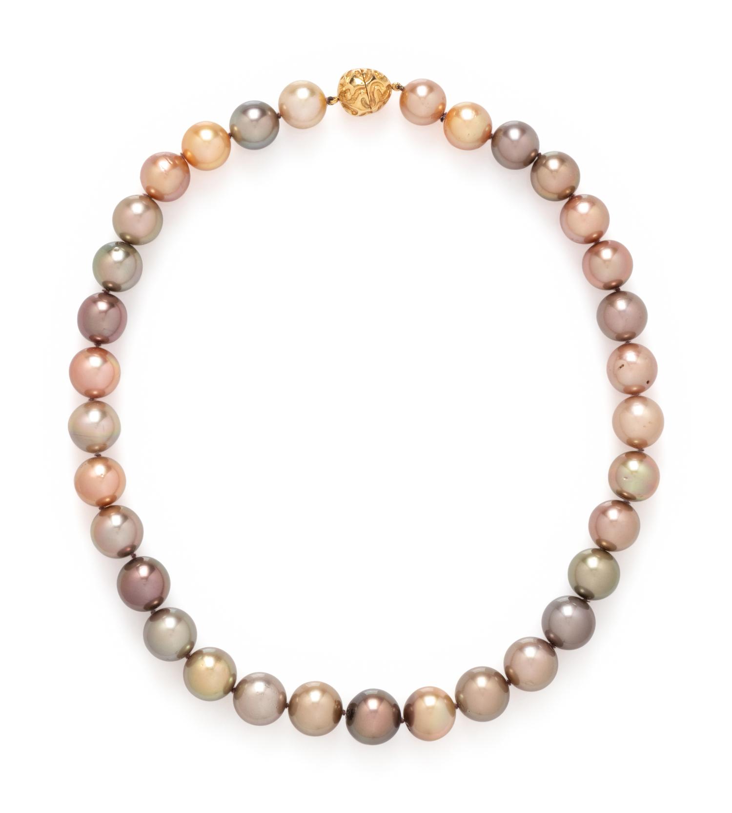 CULTURED PEARL NECKLACE