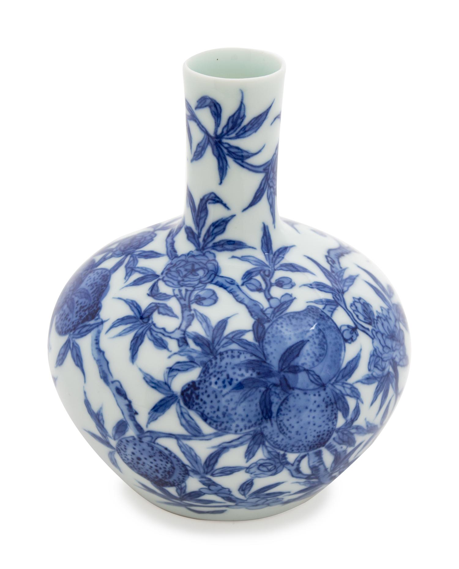 A Chinese Porcelain Vase