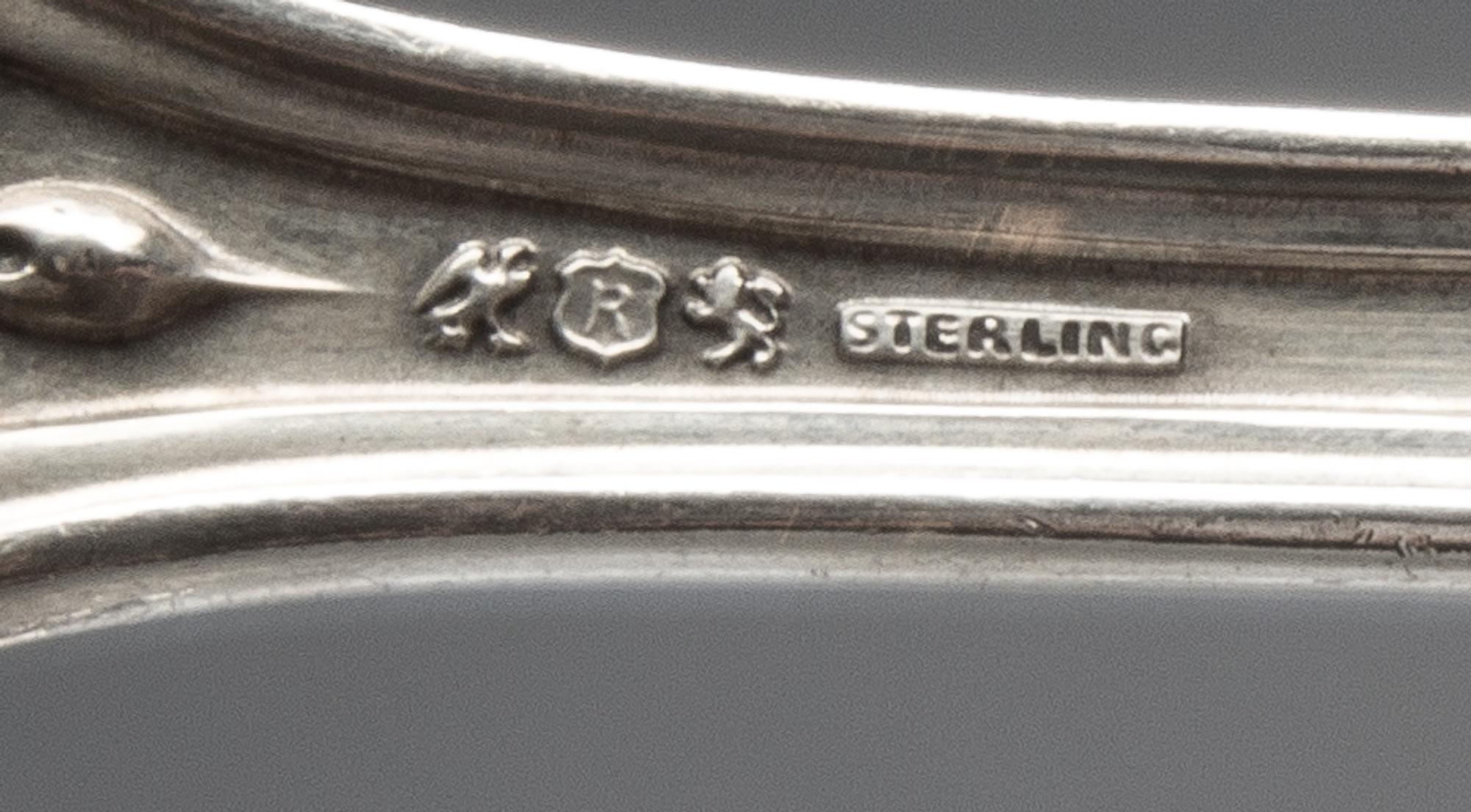An American Flatware Service, Reed and Barton, Taunton, MA, Francis I pattern, comprising: 10 dinner knives 12 dinner forks 12 cocktail