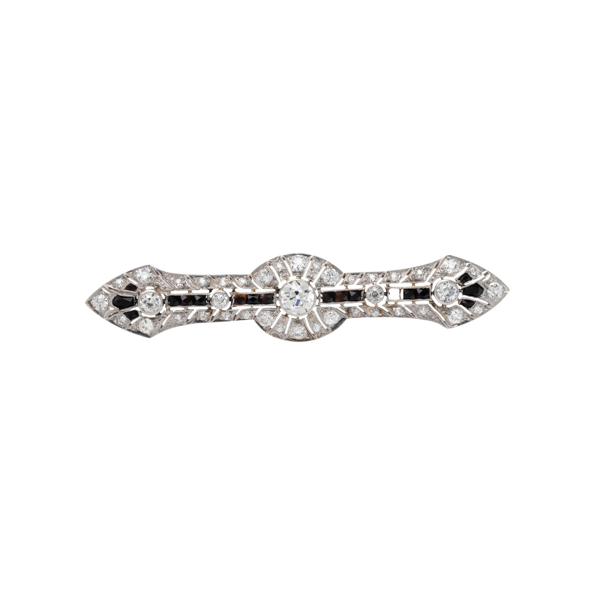 ART DECO, DIAMOND AND ONYX BROOCH