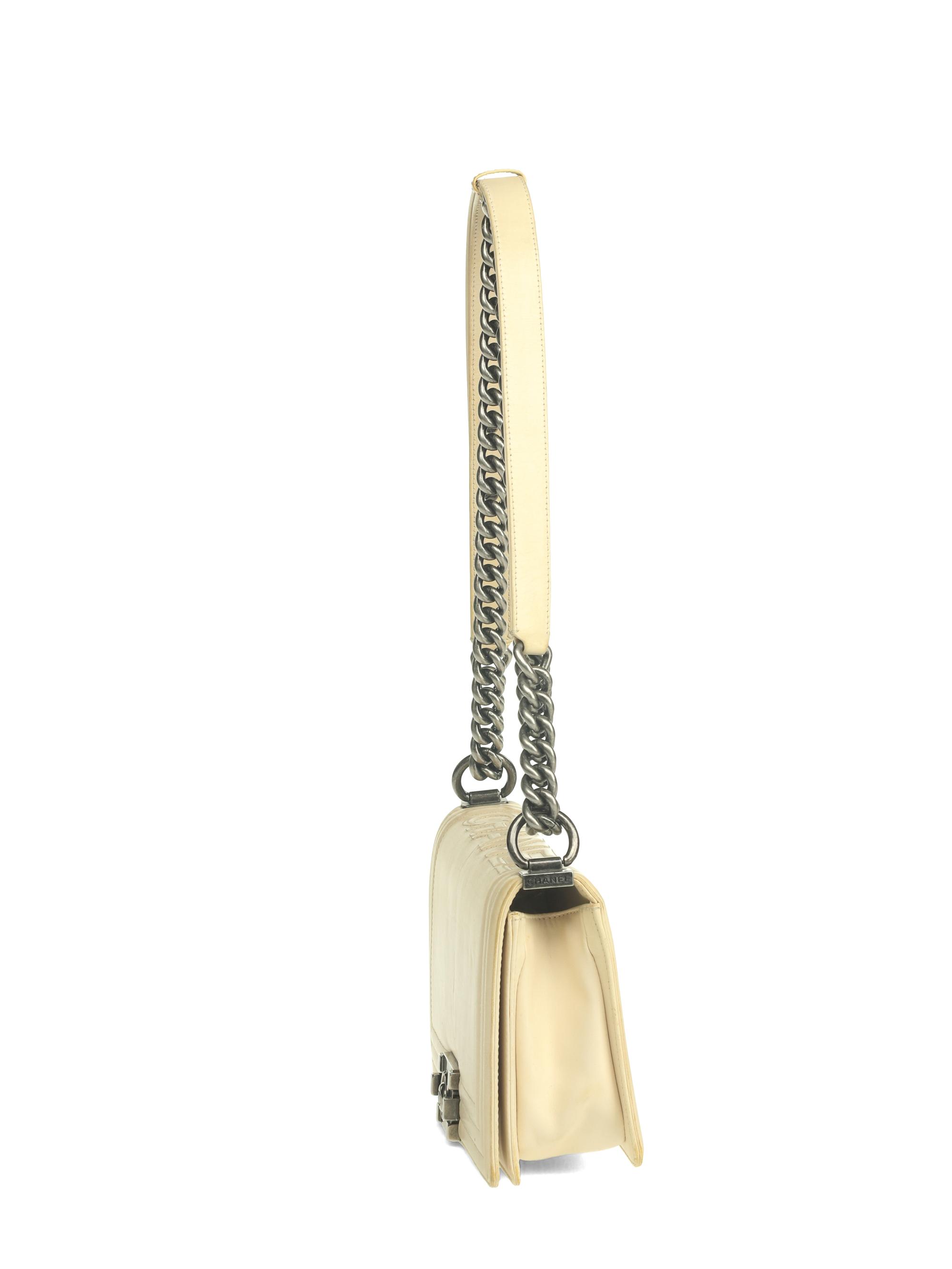 CHANEL, MEDIUM BOY BAG