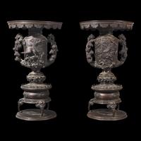 A Pair of Japanese Bronze Flower Vases, Meiji Period 日本明治時代 銅花樽一對