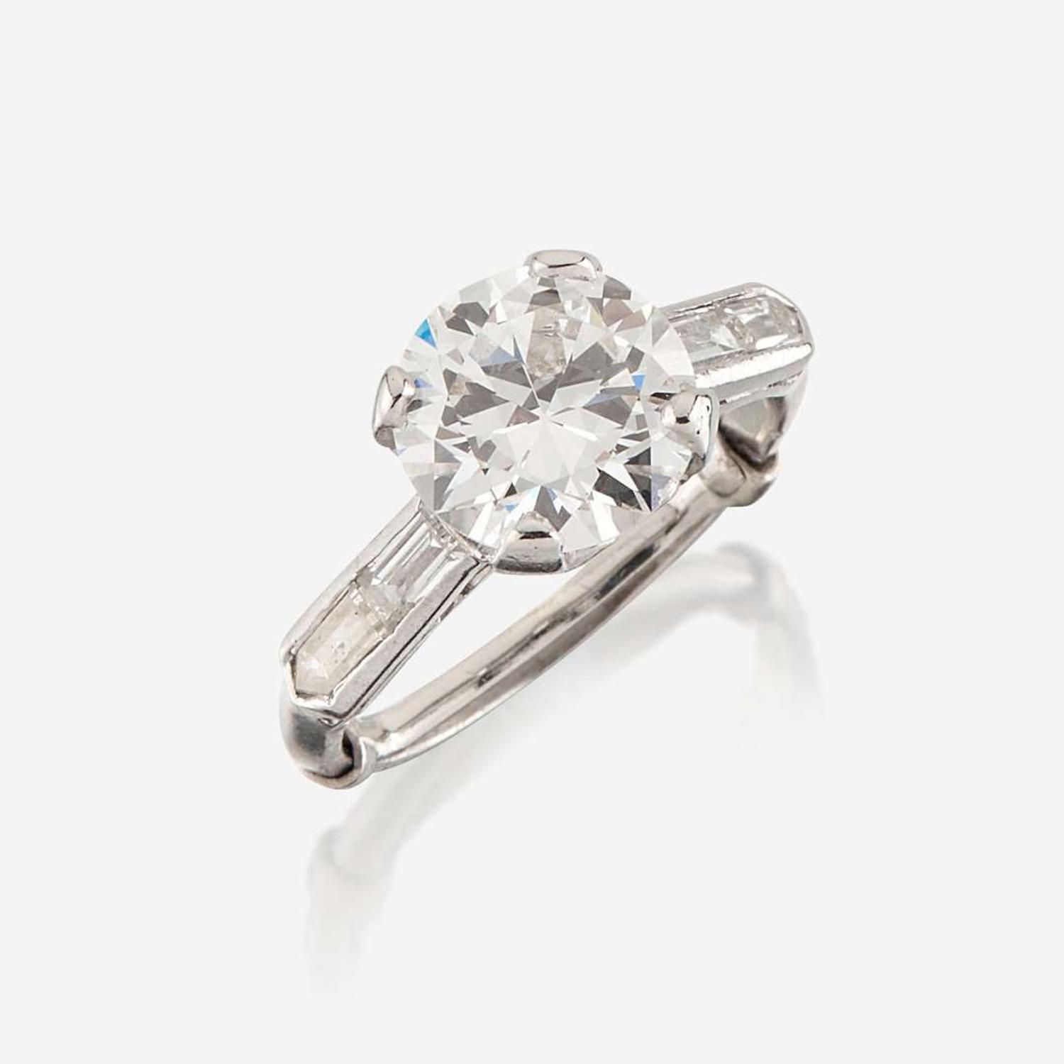 A diamond solitaire