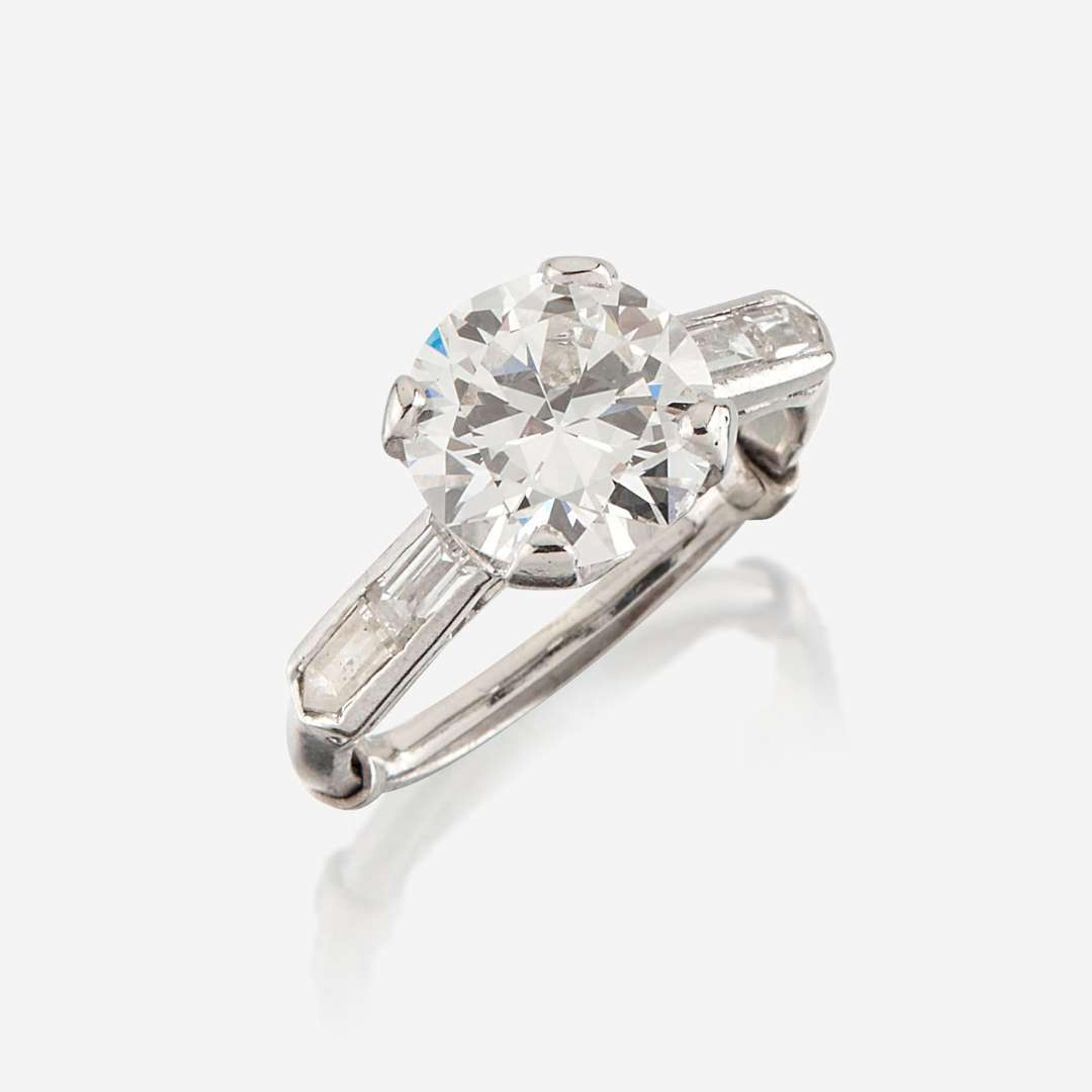 A diamond solitaire